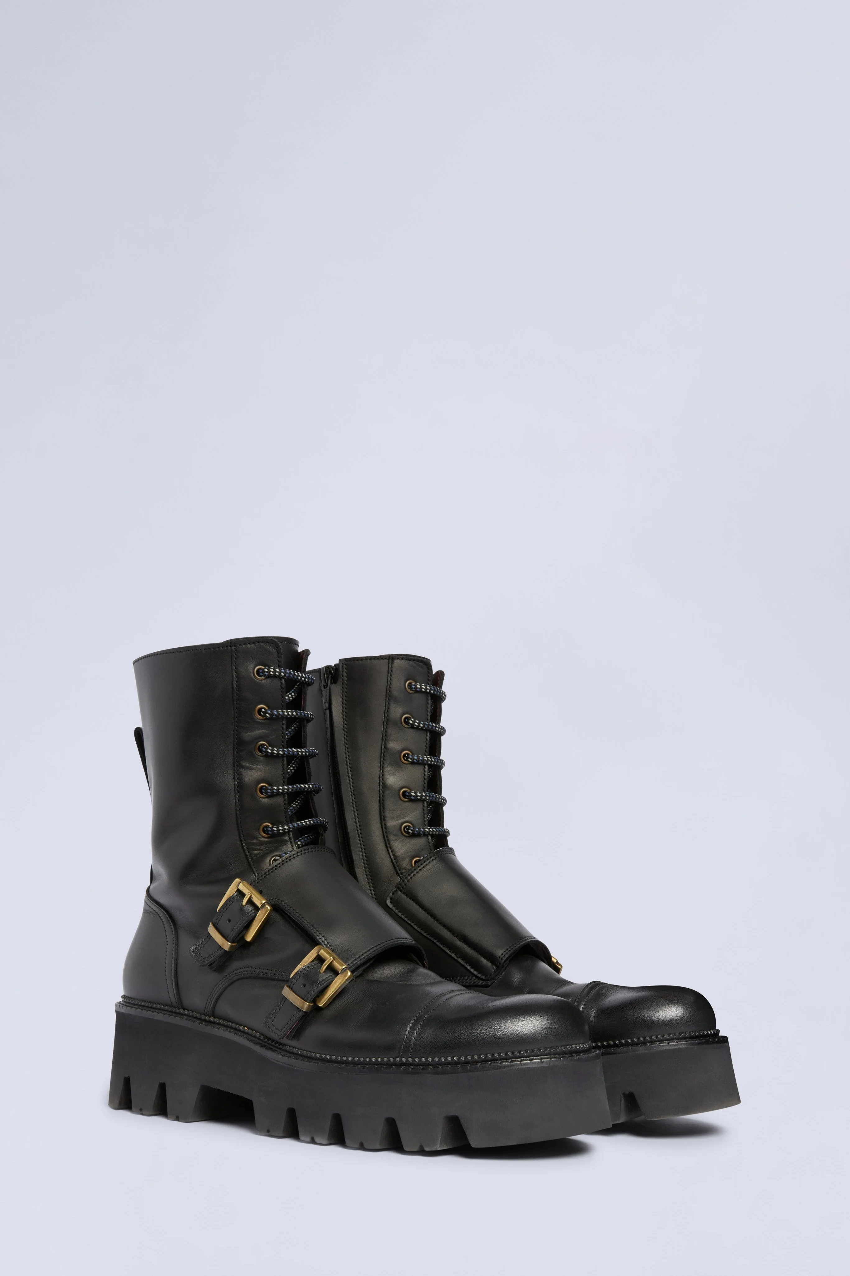 06-1-Shoes-FAMILYSALES